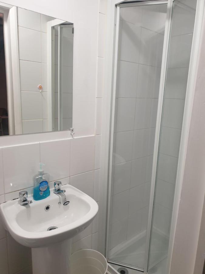 Coventry Studio Apartment Eksteriør billede